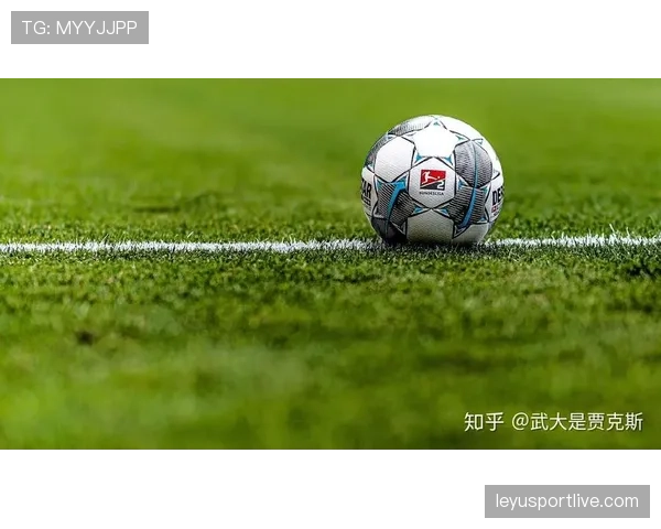 英超股东大会通过决议，下赛季起将试行扩大替补席人数至12人